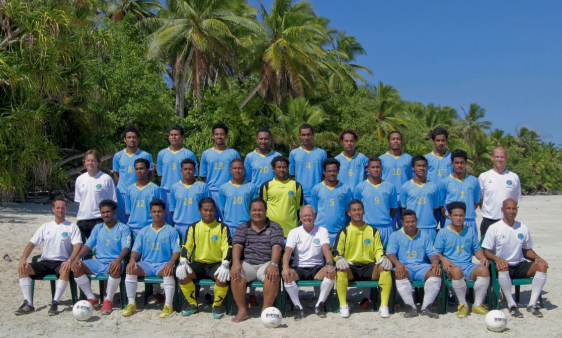 Pasukan bola sepak kebangsaan Tuvalu (2011).