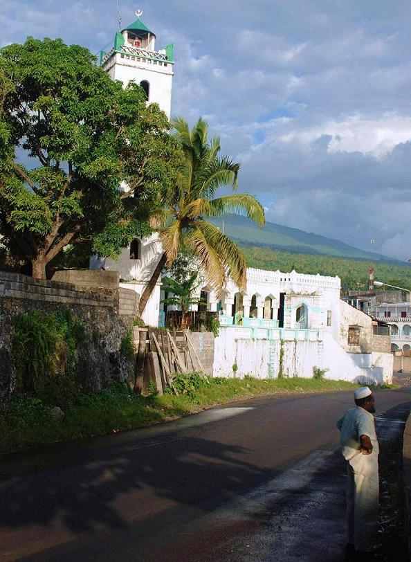 A mosque in Moroni, reflecting the importance of Islam in Comorian society. Urban centers like Moroni are key population hubs.