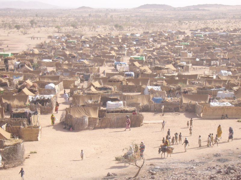 Kamp pengungsi Darfur di Chad, 2005.