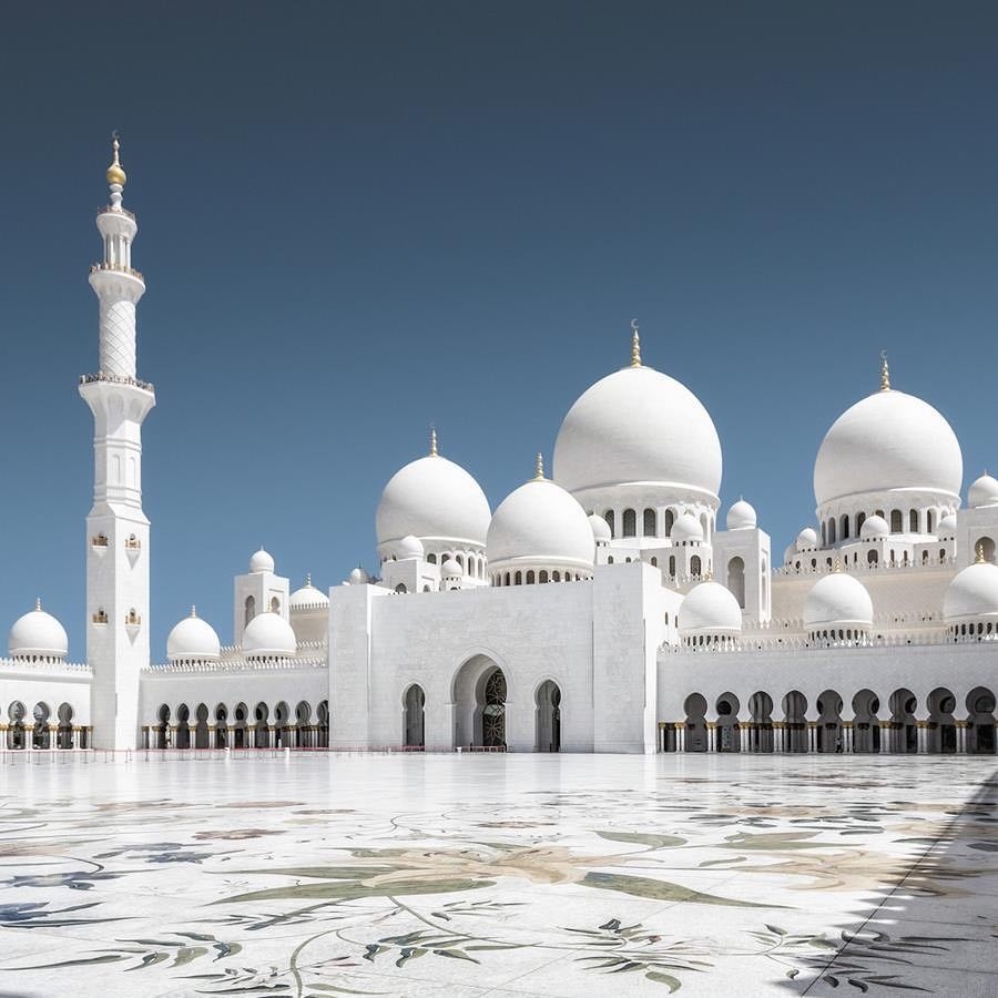 Masjid Agung Sheikh Zayed di Abu Dhabi