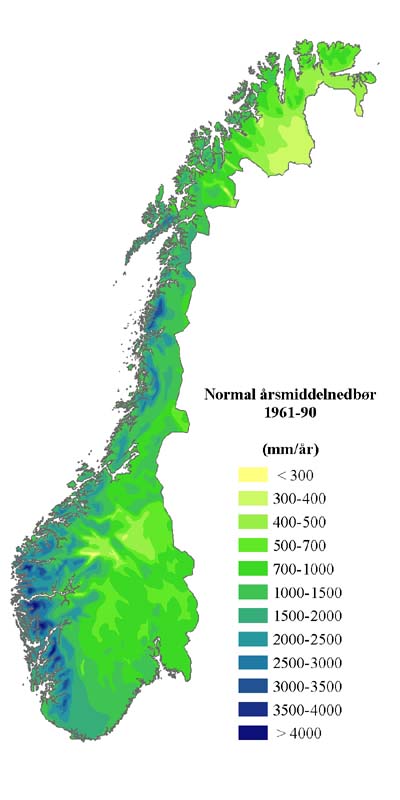 Map of Norway showing normal annual average precipitation for the period 1961-1990.