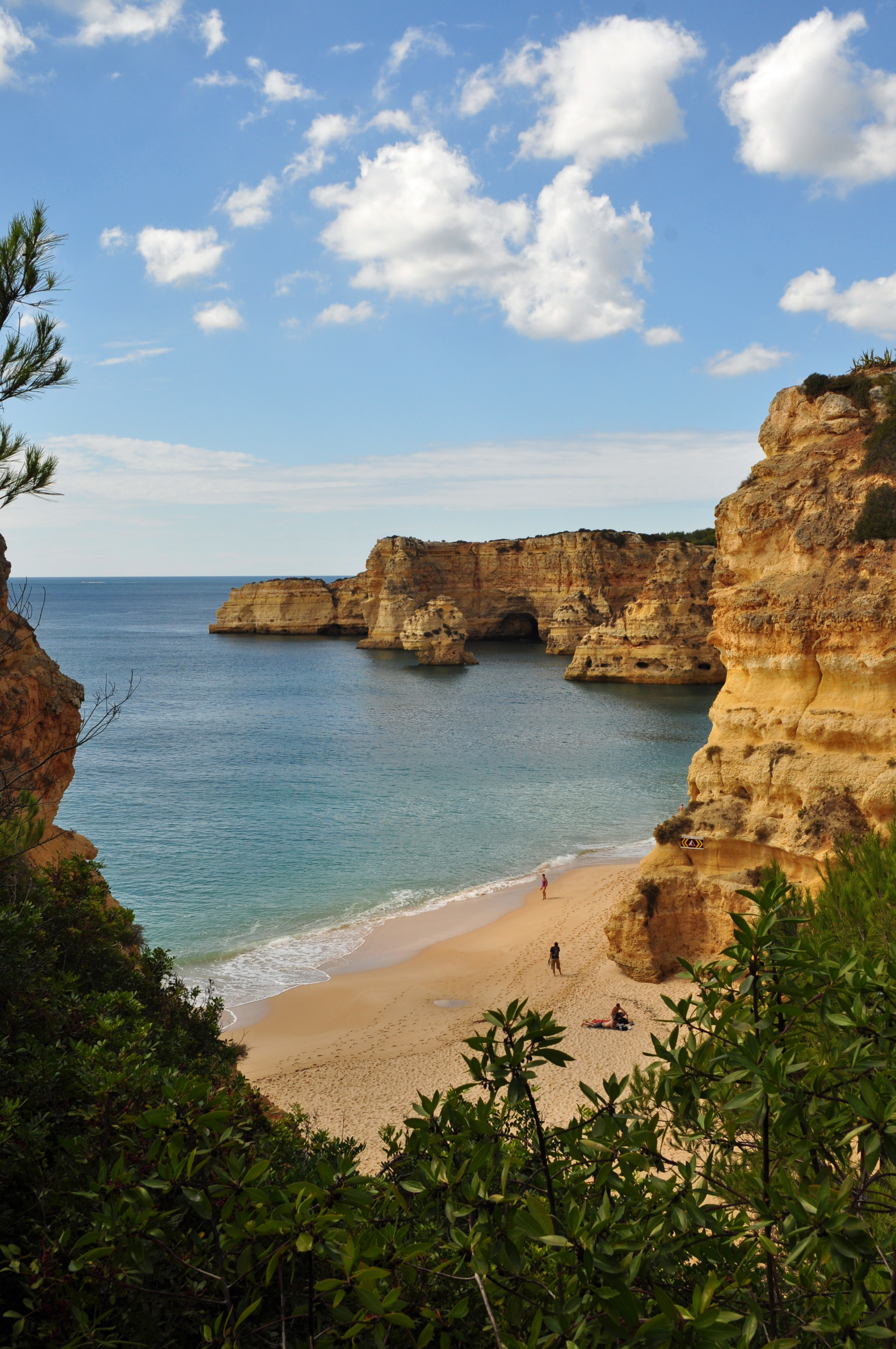 Praia da Marinha in the Algarve, known for its beautiful cliffs and Mediterranean climate.