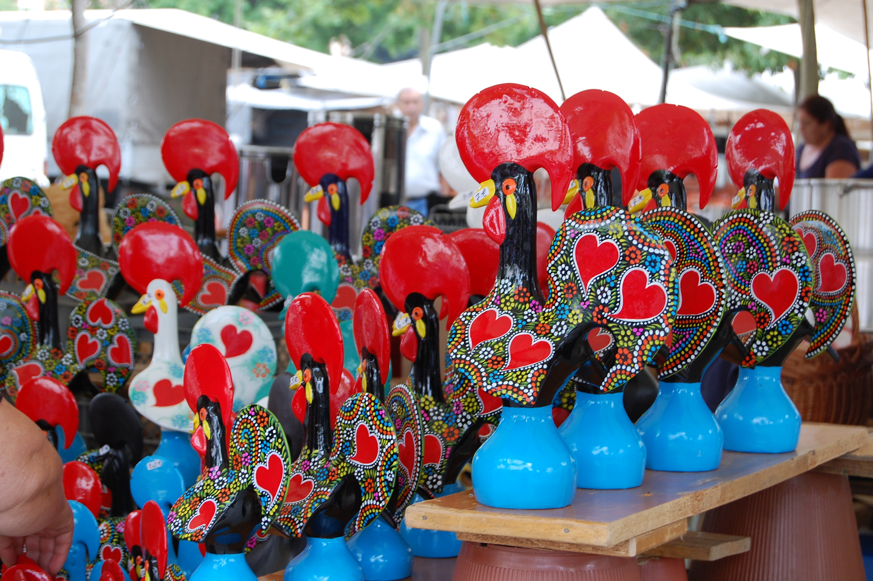 Ayam Jago Barcelos, suvenir dan simbol ikonik Portugis
