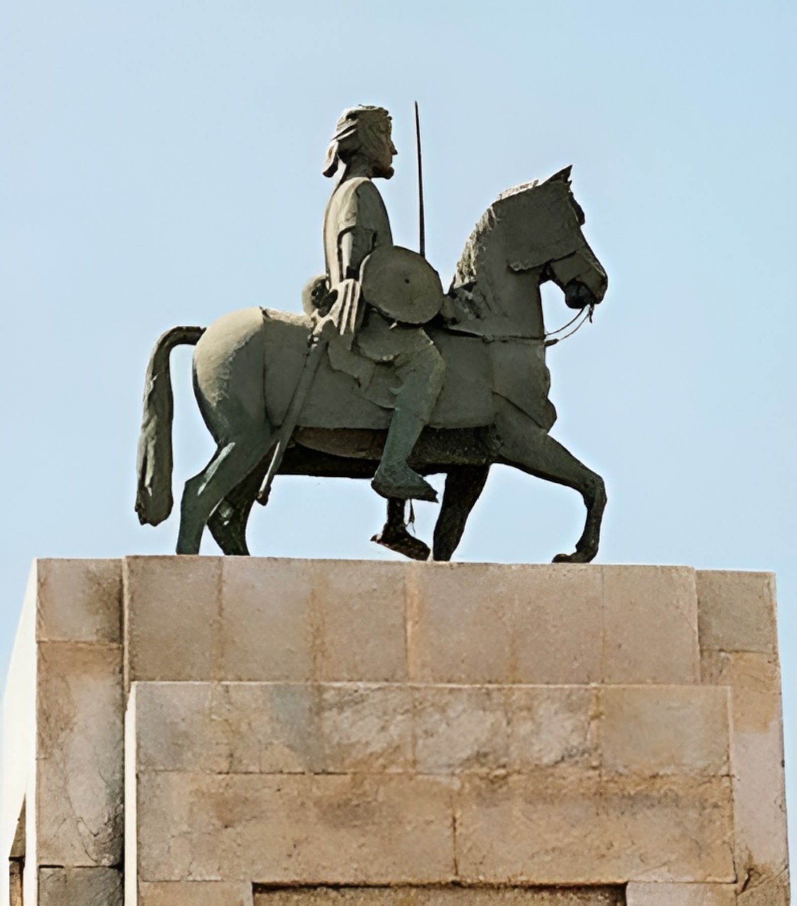 Tượng của Ahmed ibn Ibrahim al-Ghazi, Imam của Đế quốc Adal.