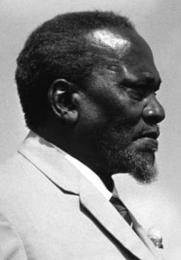 Presiden pertama dan bapak pendiri Kenya, Jomo Kenyatta.