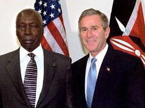 Daniel arap Moi, Presiden kedua Kenya, dan George W. Bush, 2001.