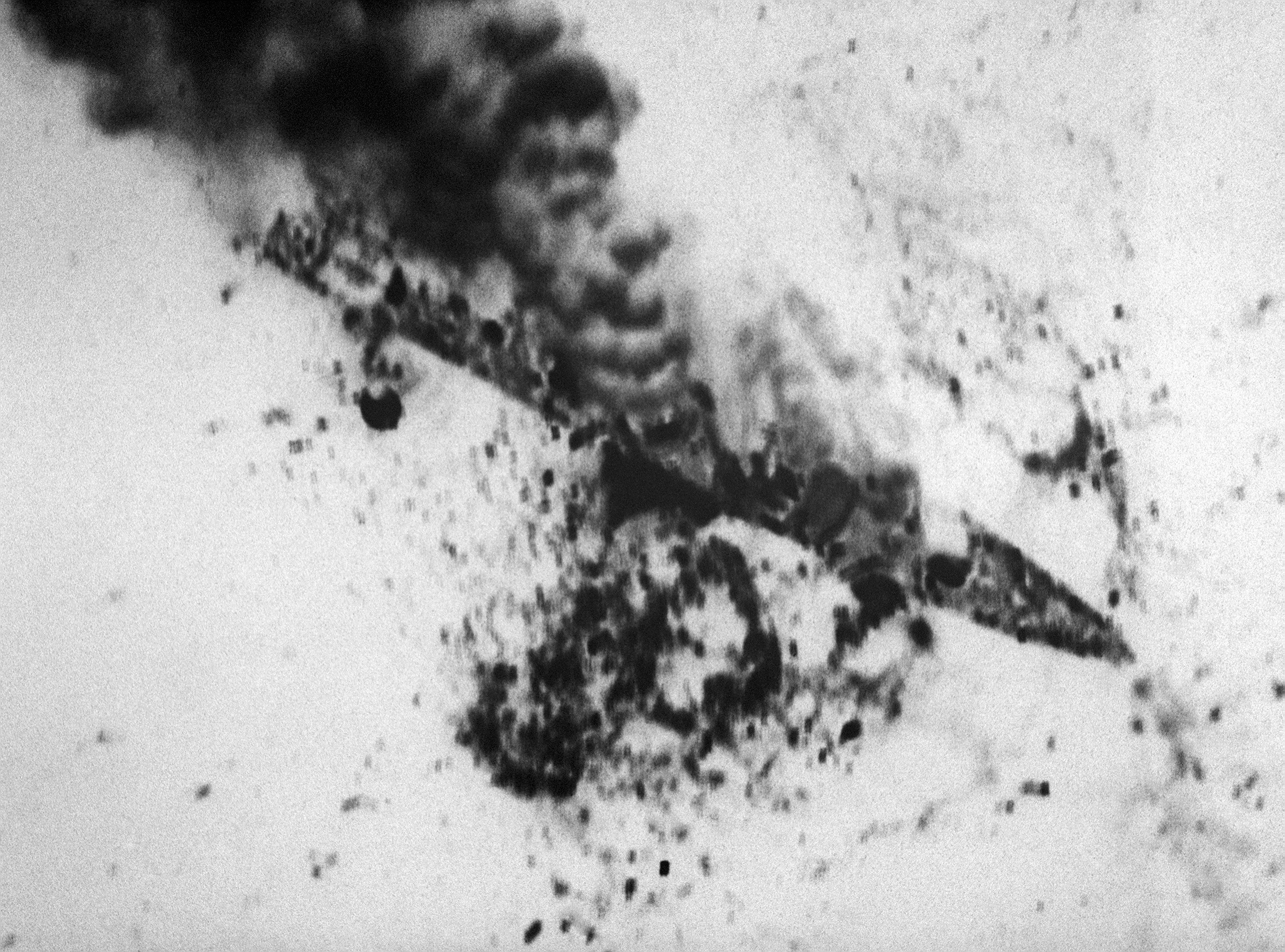 USS Samuel B. Roberts (FFG-58)이 이란 기뢰에 부딪힌 후 미국 해군 항공모함 항공단 11 소속 항공기가 공격한 이란 프리깃함 IRIS Sahand (1969)