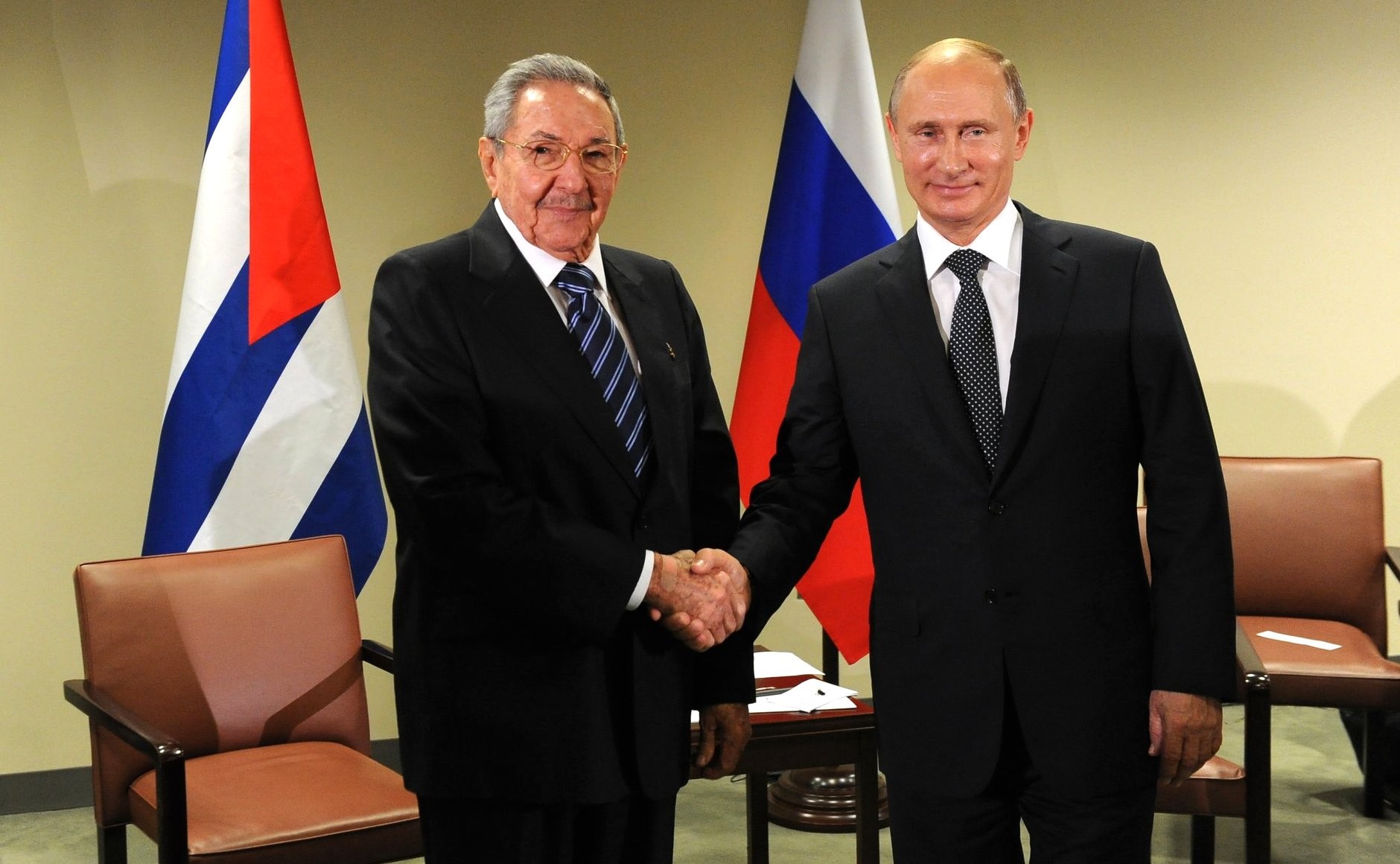 Raúl Castro cùng Tổng thống Nga Vladimir Putin tại Thành phố New York, ngày 28 tháng 9 năm 2015