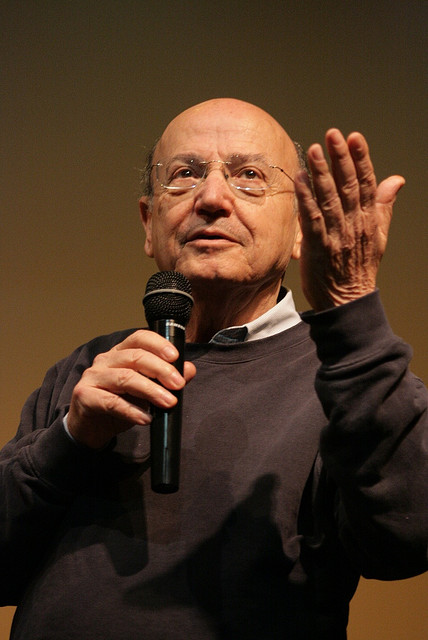 Theodoros Angelopoulos, pemenang Palme d'Or (Palme d'OrPalme d'OrBahasa Prancis) pada 1998, sutradara terkenal dalam sejarah sinema Eropa