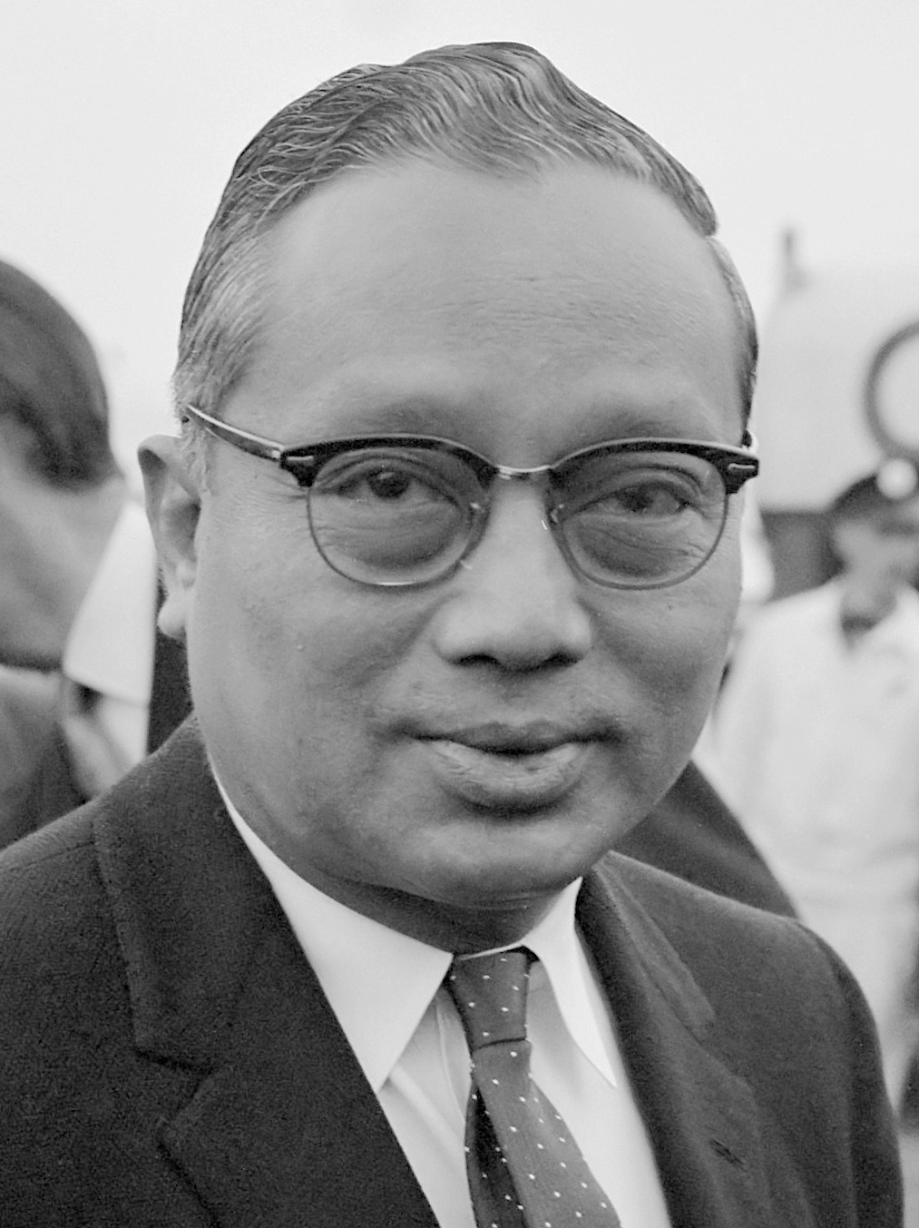 1963년의 우 탄