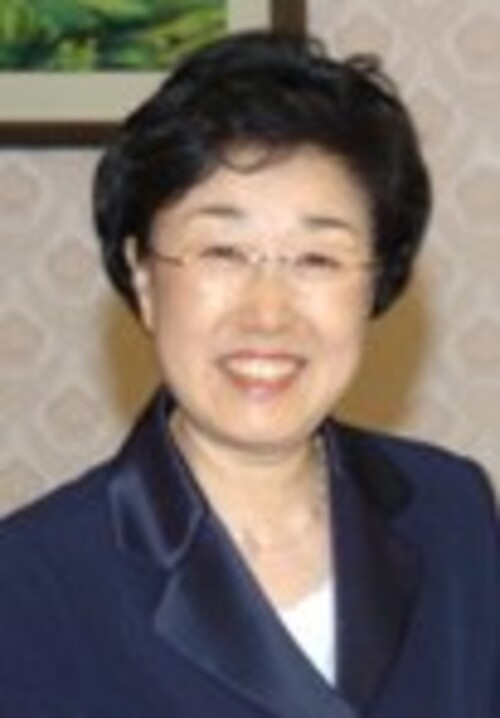 Han Myeong-sook bersama Speaker Perhimpunan Kebangsaan pada tahun 2006.