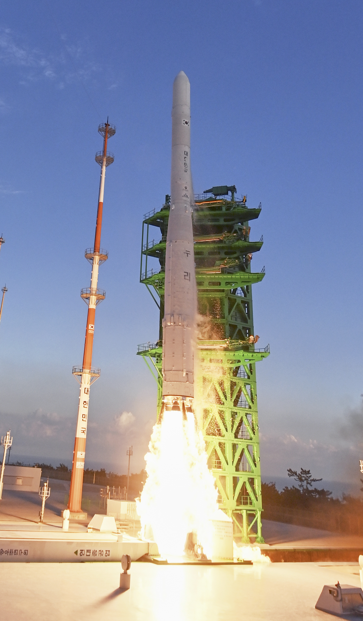 KSLV-II Nuri saat lepas landas