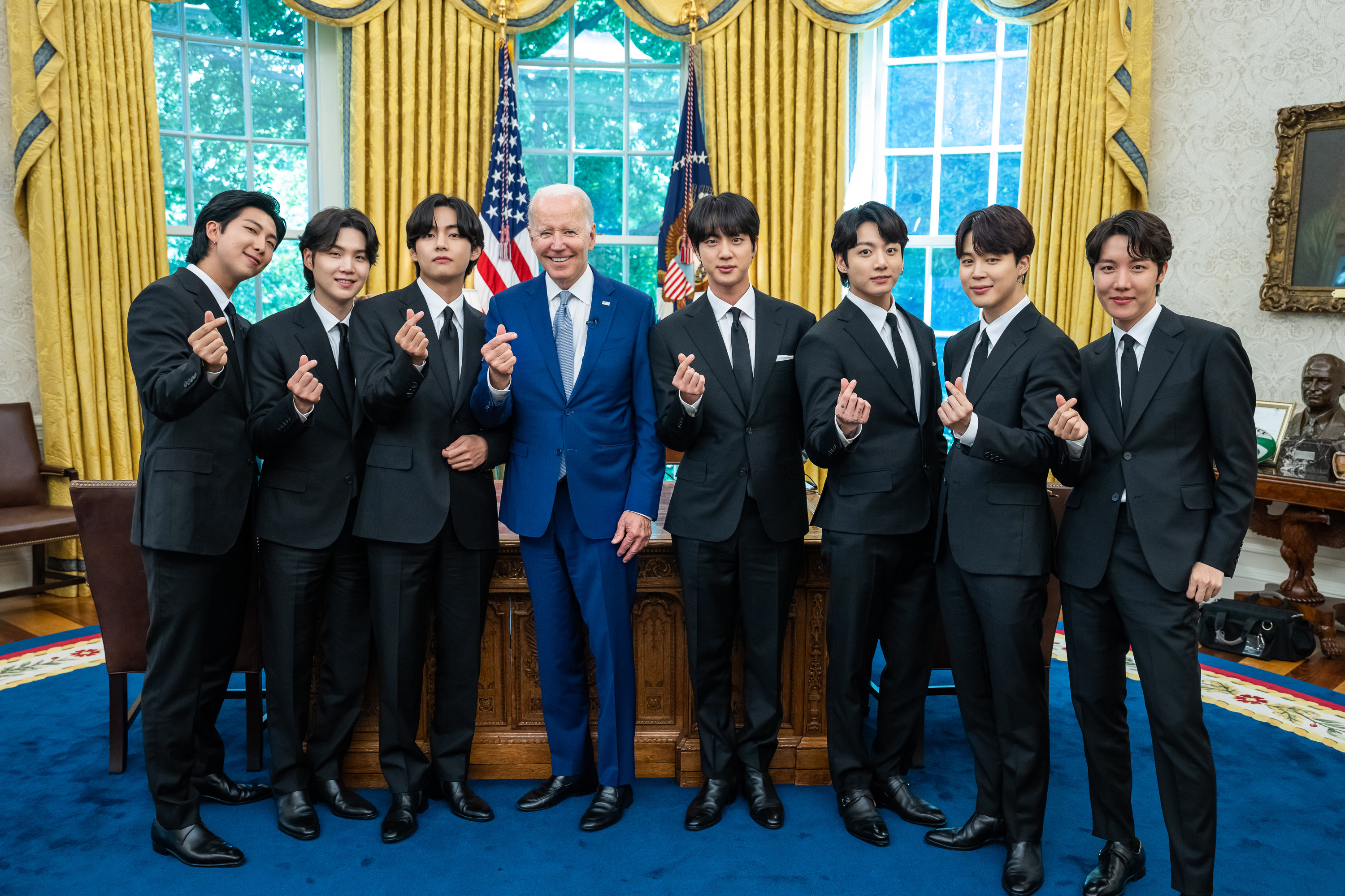 Grup K-pop BTS telah muncul sebagai salah satu boy band Korea paling sukses di negaranya sejak kebangkitan mereka ke kancah internasional pada paruh kedua tahun 2010-an.