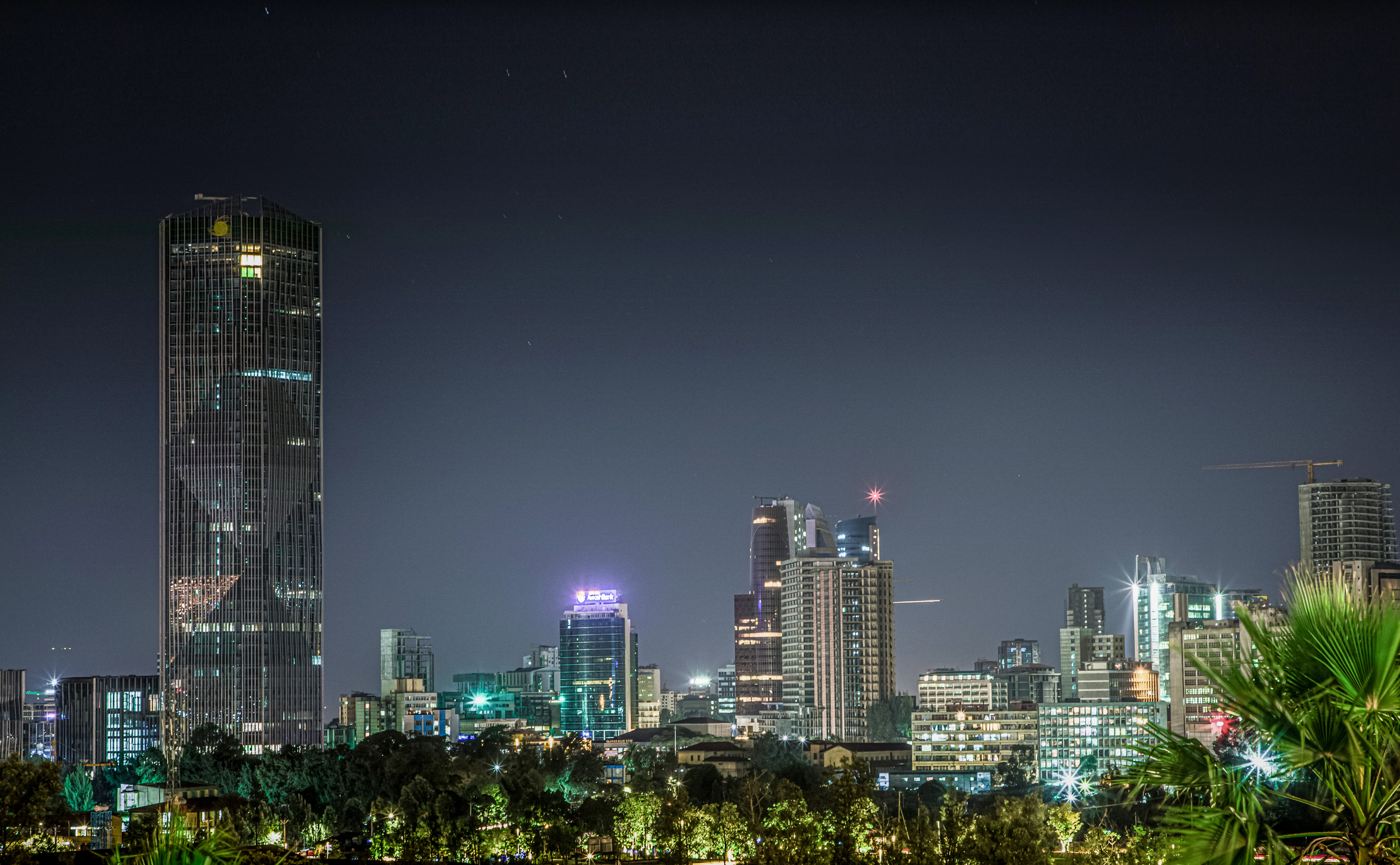 Addis Ababa dilihat pada malam hari, pusat keuangan negara