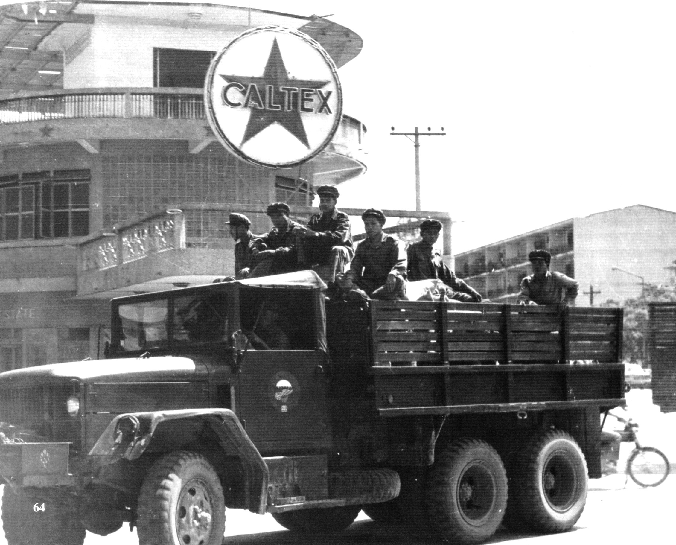 Pathet Lao soldiers in Vientiane, 1973