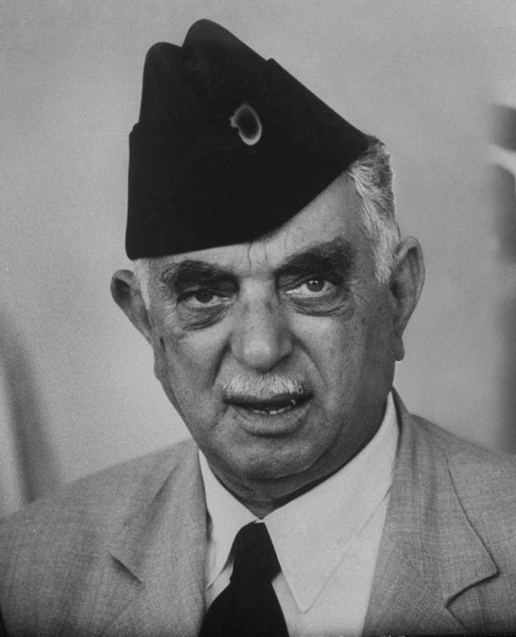 Nuri Pasha al-Said đã phục vụ tám nhiệm kỳ với tư cách Thủ tướng Iraq trong thời kỳ Ủy trị Lưỡng Hà thuộc Anh và Vương quốc Iraq Hashemite.
