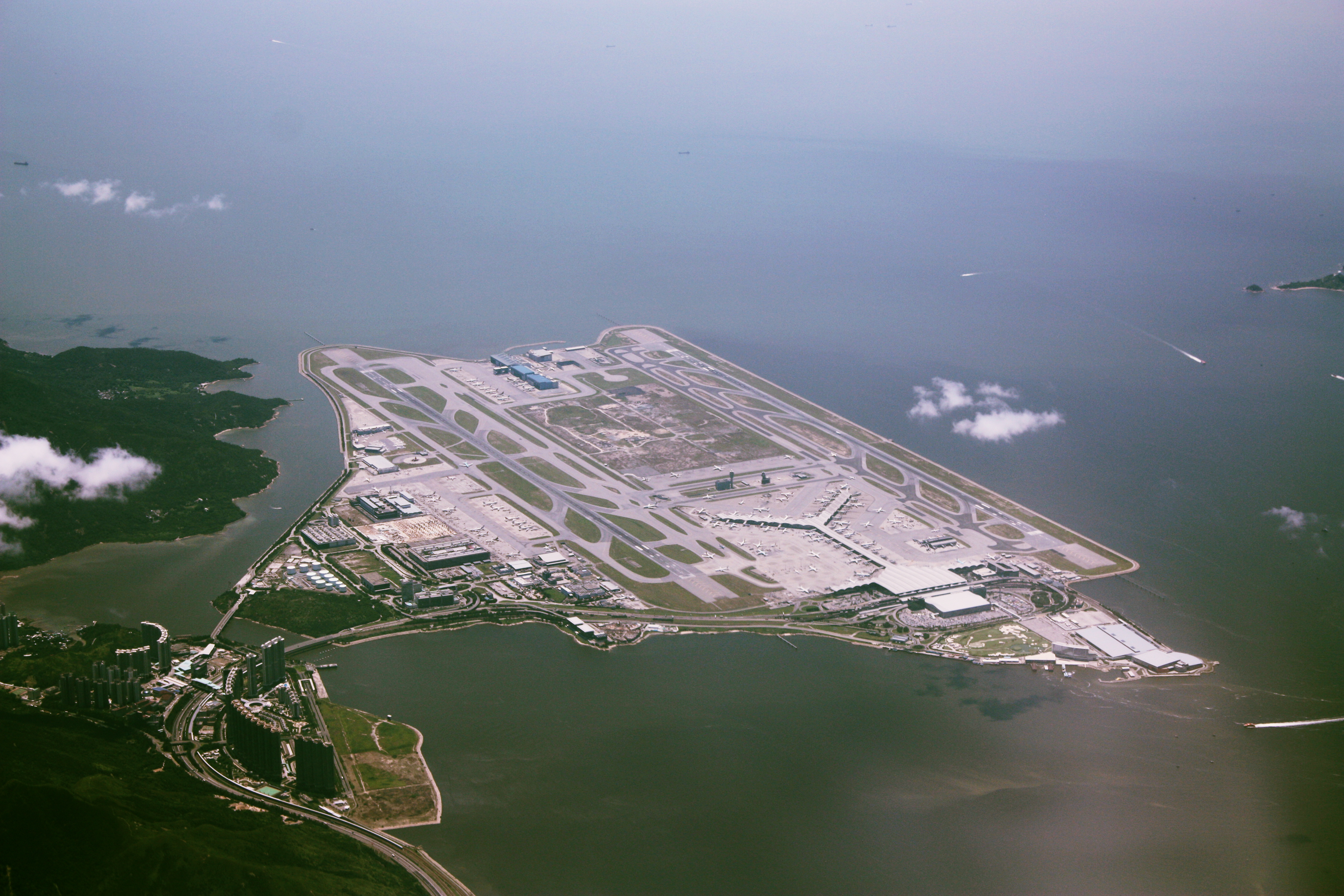 2010년 공항 섬의 조감도