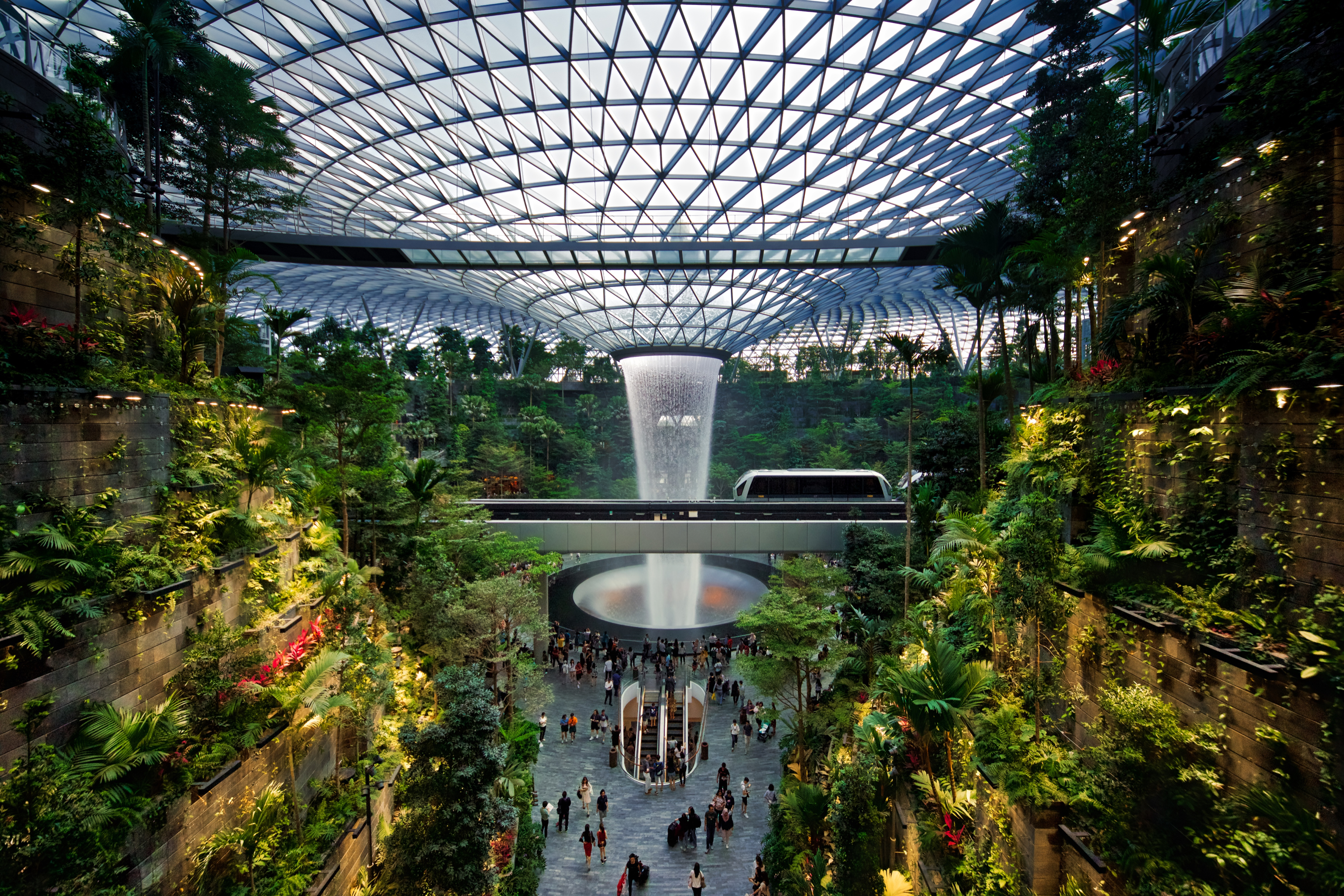 Rain Vortex tại Jewel Changi Airport