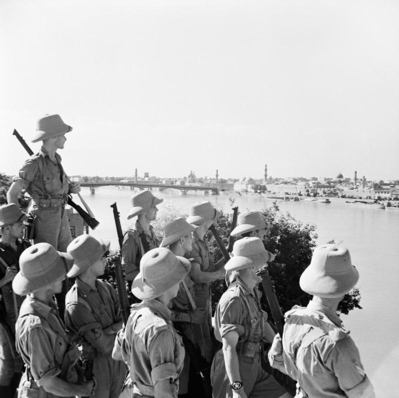 1941년 6월 11일, 바그다드를 바라보는 영국군