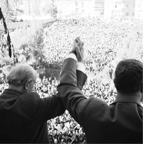 Nasser_and_Quwatli_clasp_hands