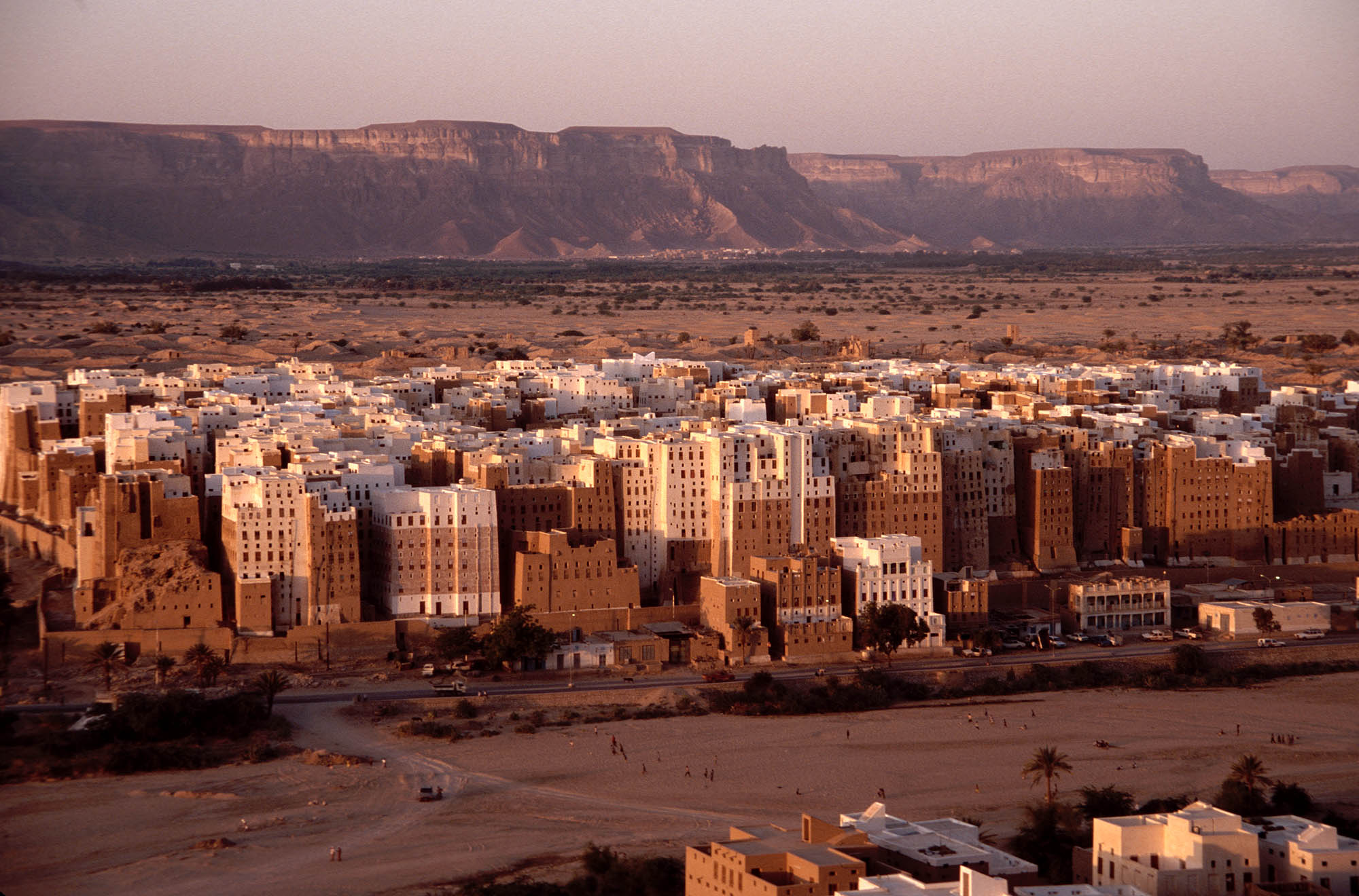 Arsitektur bertingkat tinggi di Shibam, Wadi Hadhramaut