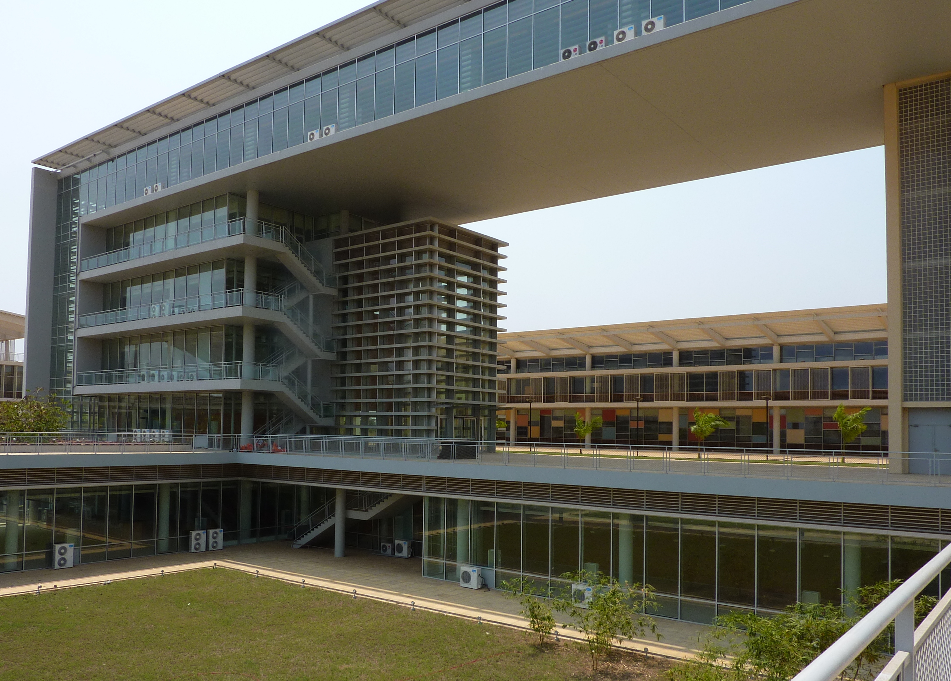 Agostinho Neto University