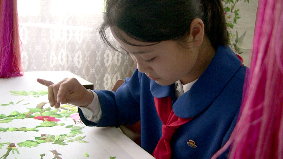 万景台学生少年宮殿の児童たち。