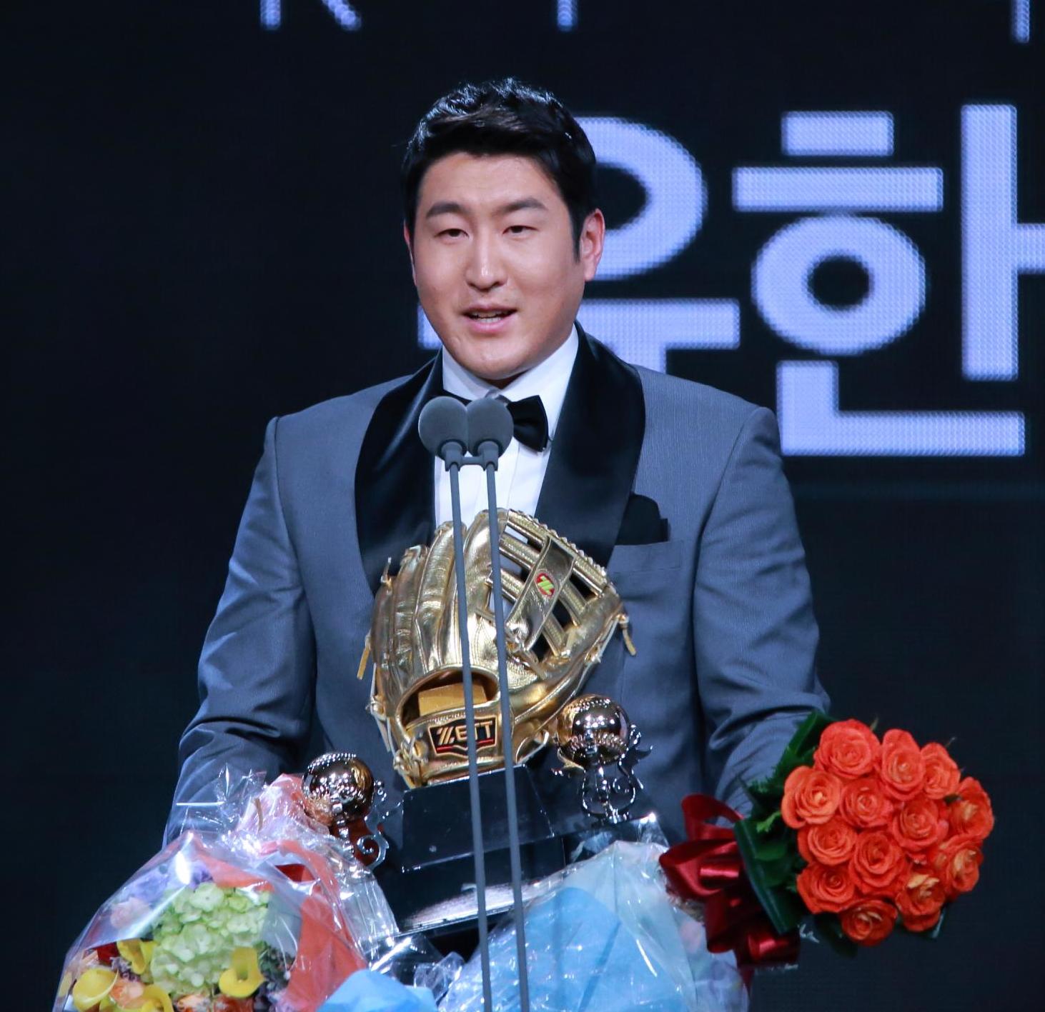 2015 KBO 리그 골든 글러브 시상식 당시의 유한준
