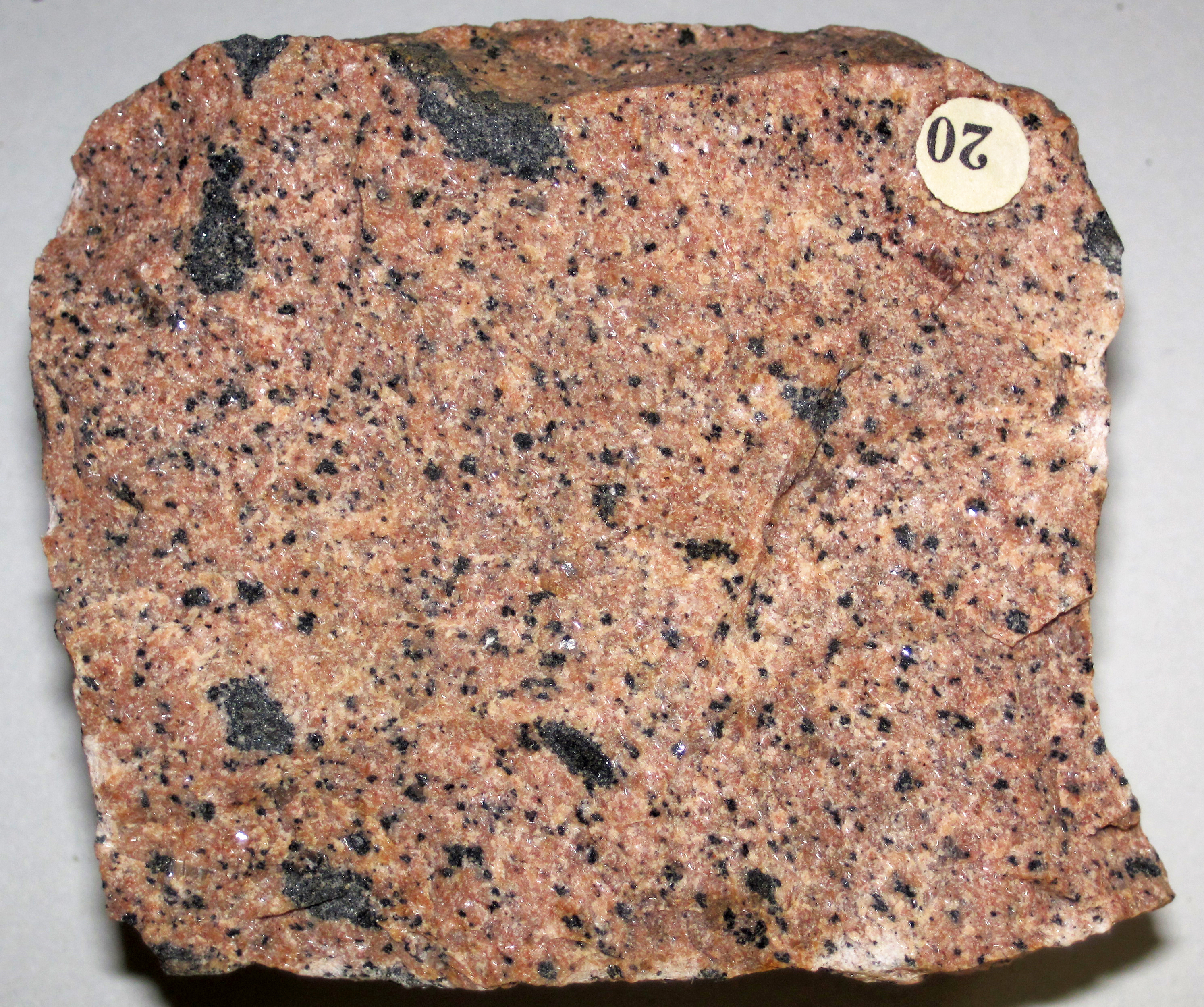 반상 조직의 섬장암