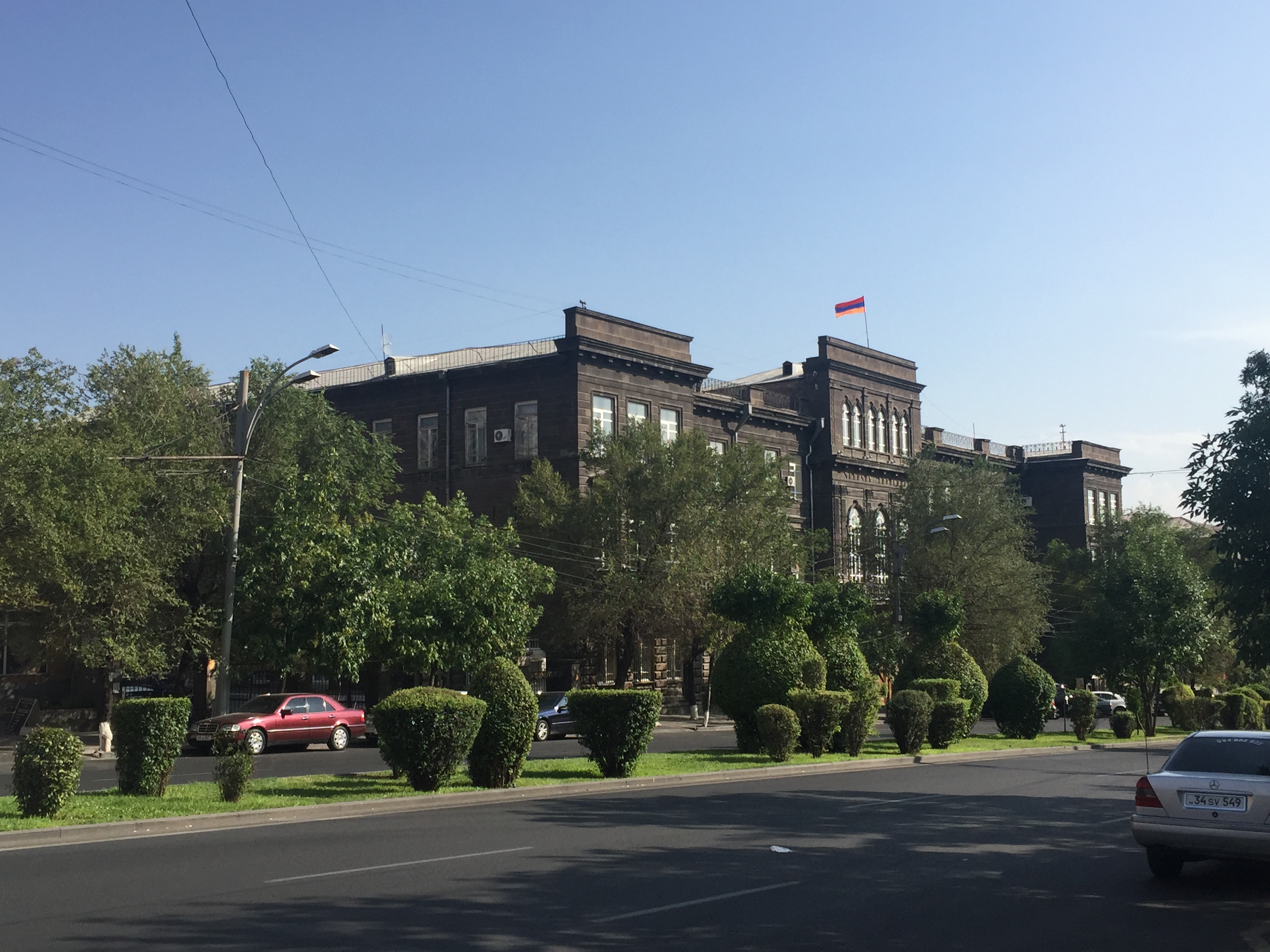 Gedung Universitas Negeri Yerevan