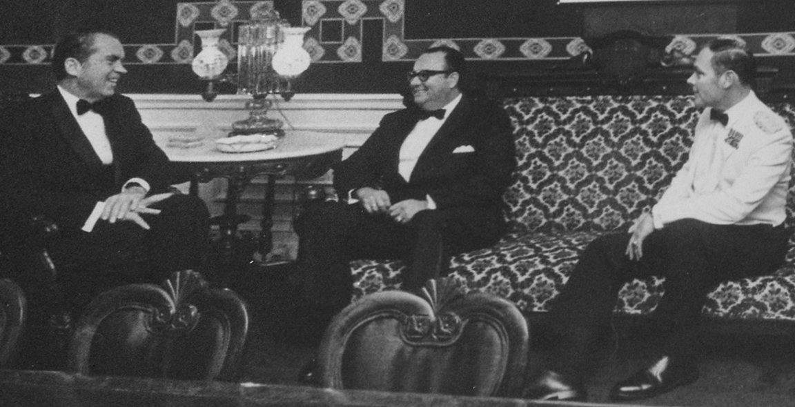 Anastasio Somoza Debayle (center) with U.S. president Richard Nixon in 1971, showcasing the dynasty's close ties with the U.S.