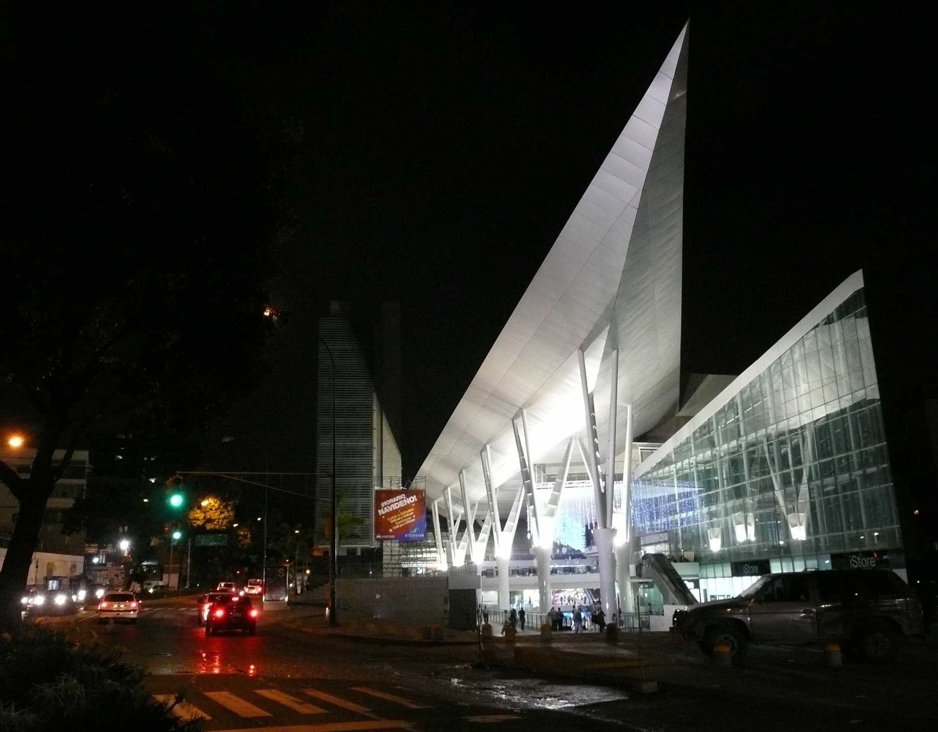 Millenium Mall, one of the main shopping centers in Caracas