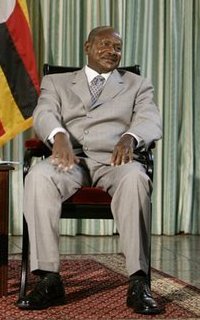 ヨウェリ・ムセベニ、1986年からウガンダ共和国大統領