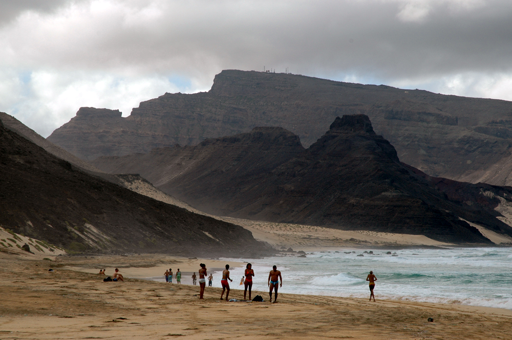 The beach of Calhau, with Monte Verde in the background, on the island of São Vicente.