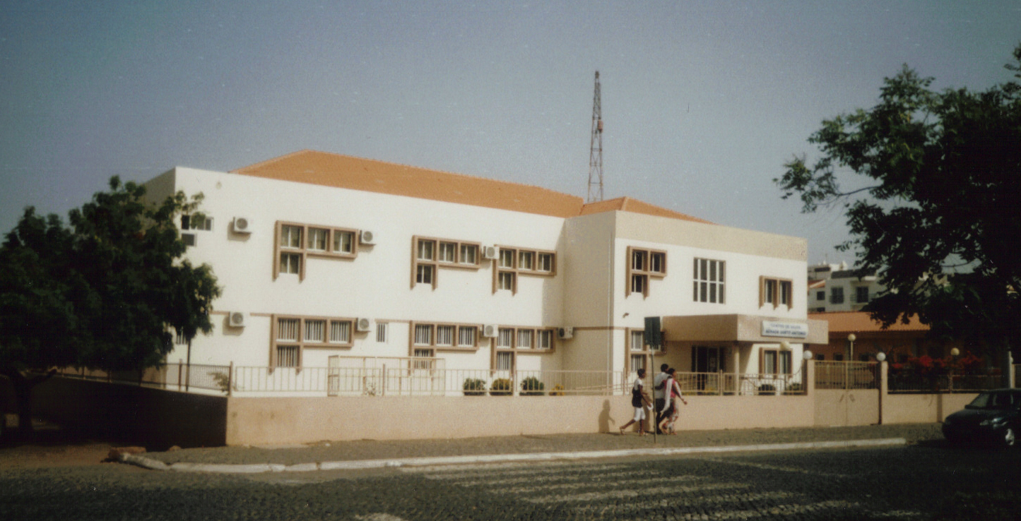 A health clinic in a residential area of Praia, providing primary healthcare services.