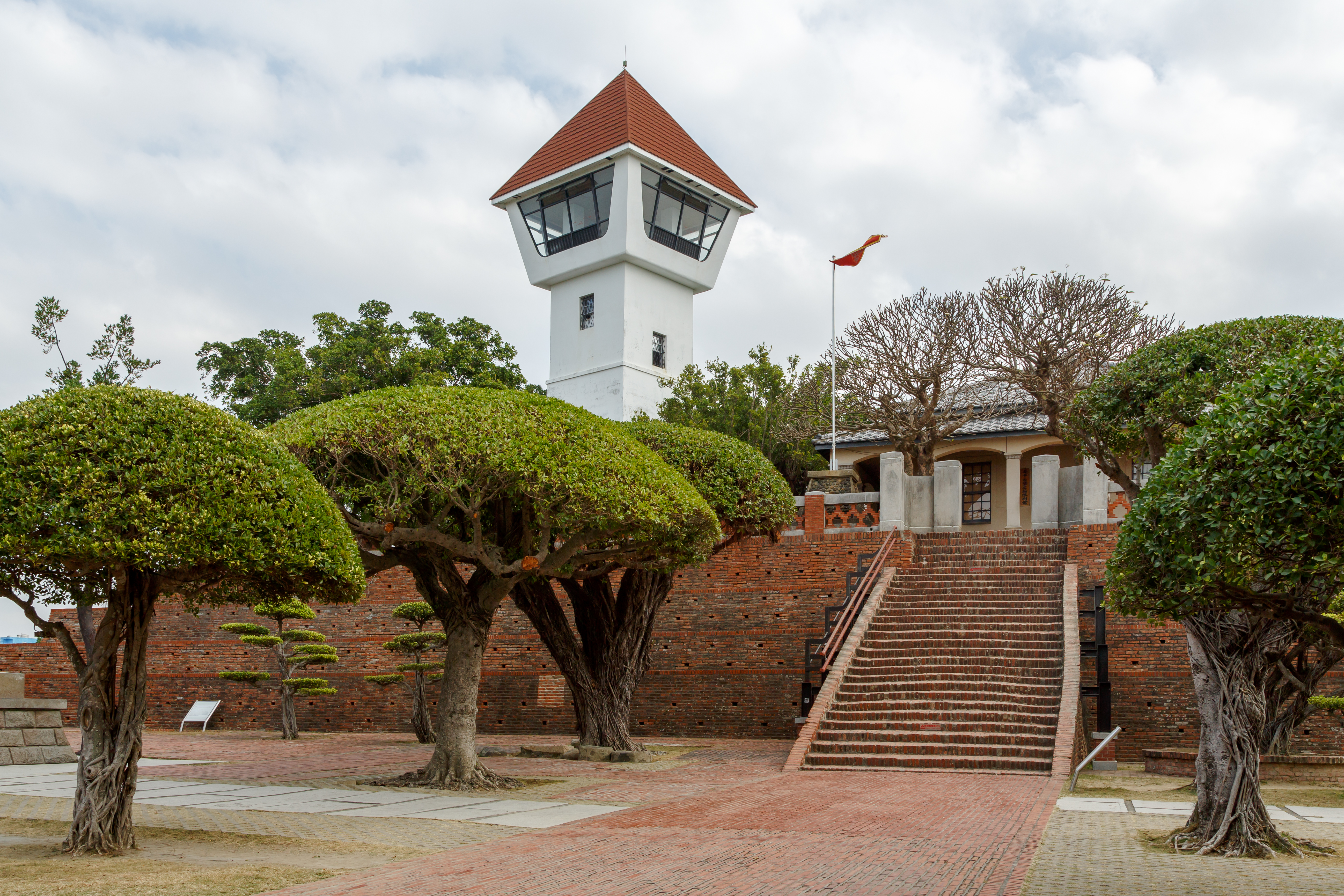 Pháo đài Zeelandia, được xây dựng năm 1634, là nơi ở của thống đốc ở Formosa thuộc Hà Lan.