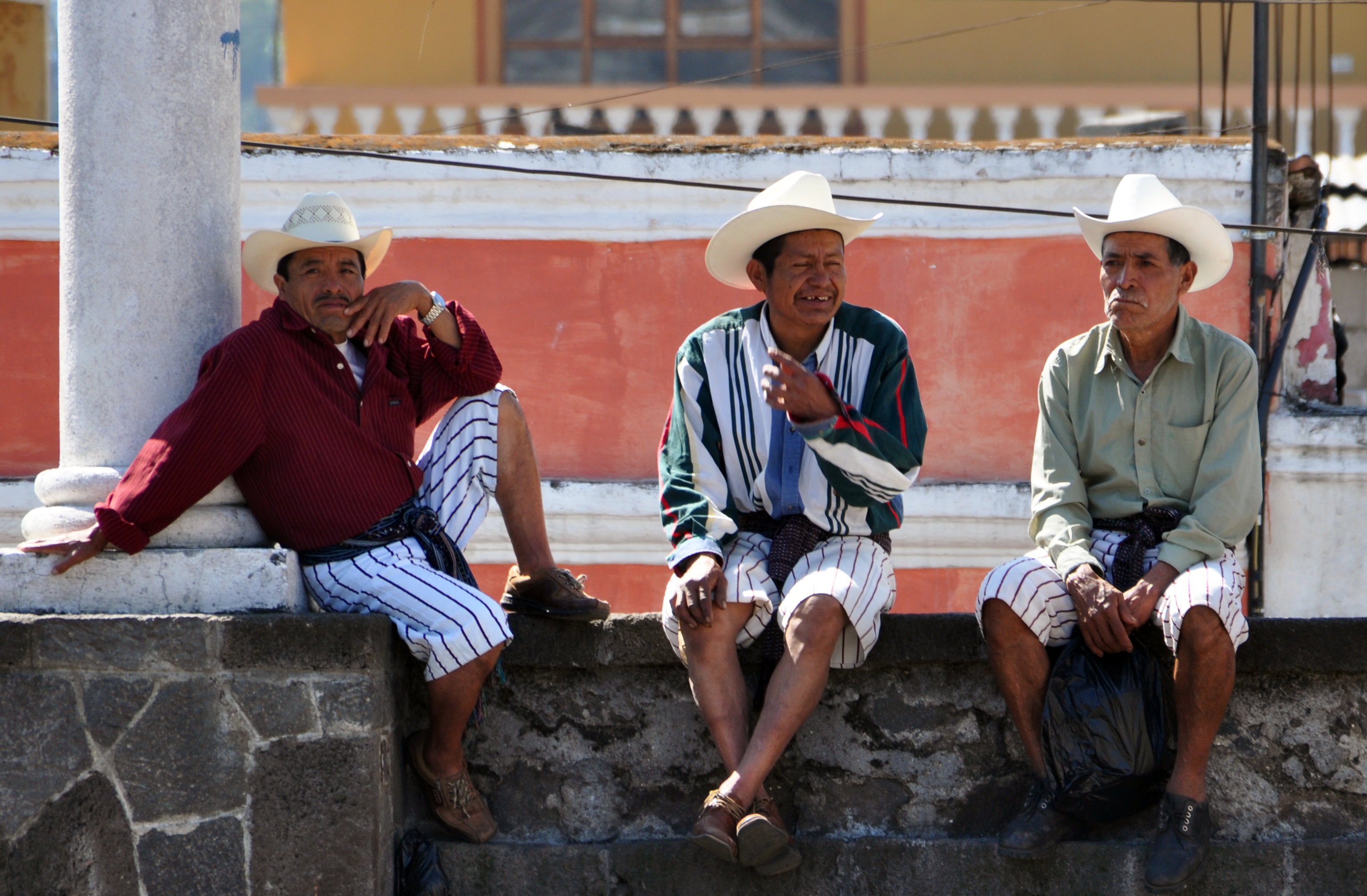 Tz'utujil men in Santiago Atitlán