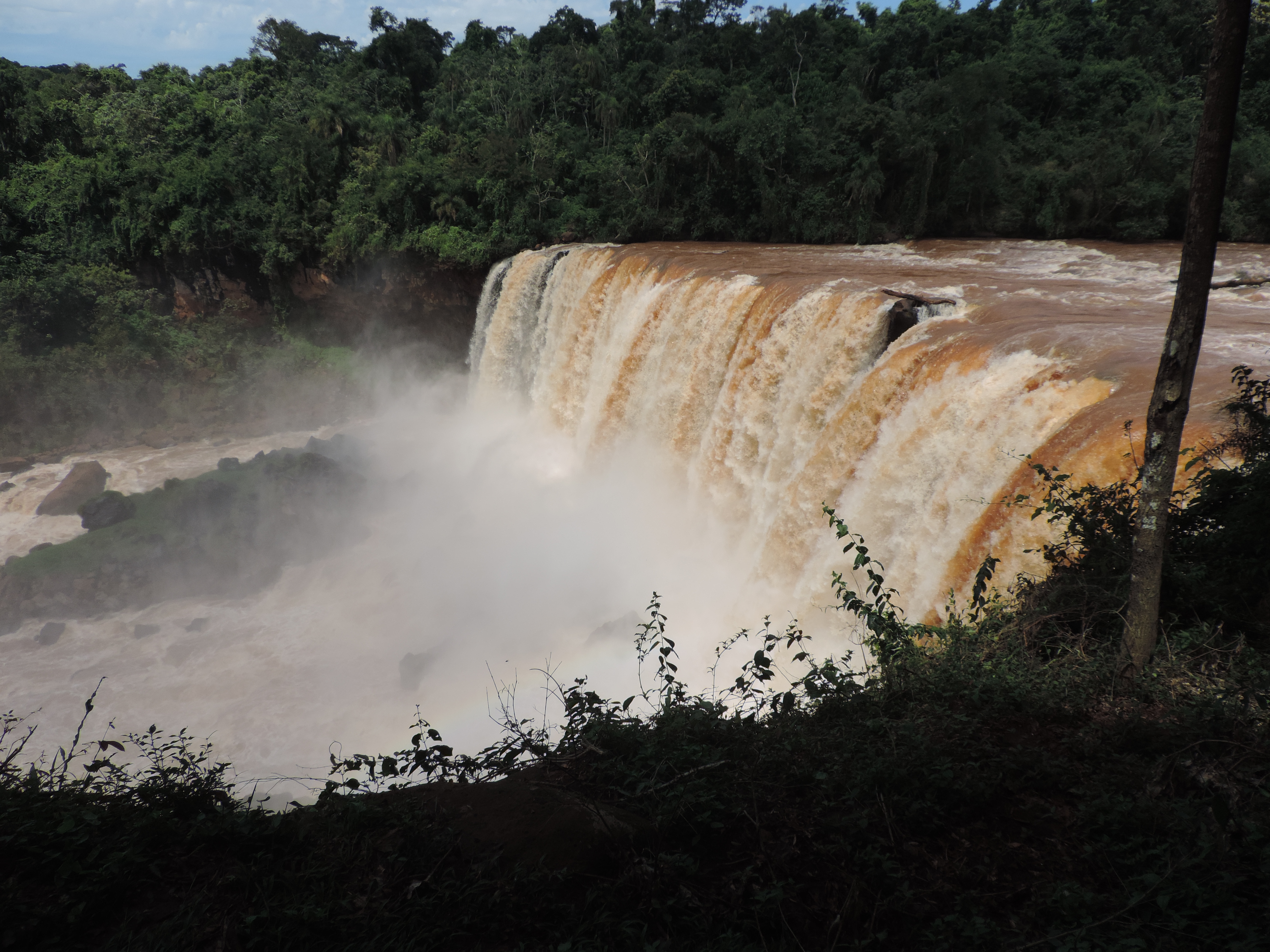 Ñacunday Falls in Ñacunday National Park, southern Paraguay.