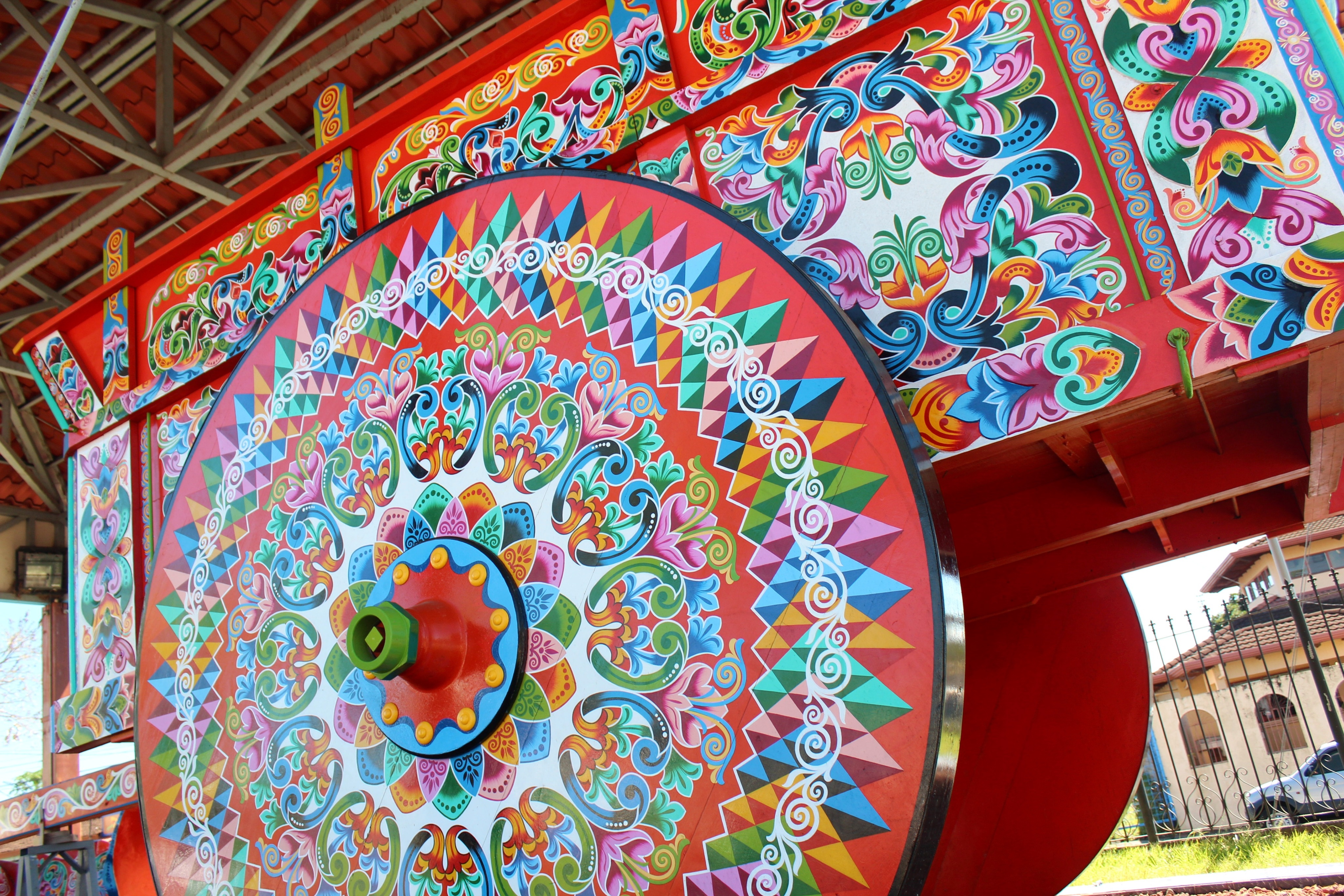 Las Carretas (oxcarts) are a national symbol.