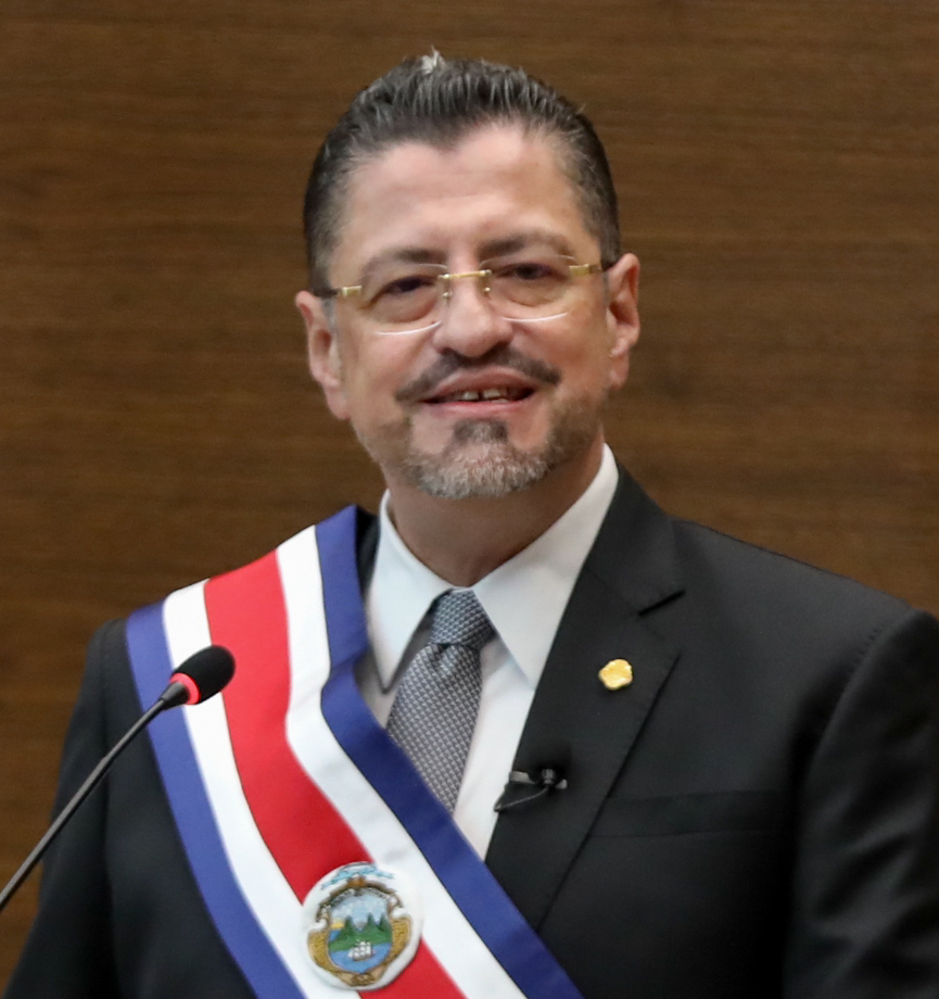 Presiden Rodrigo Chaves Robles, dilantik pada tahun 2022.