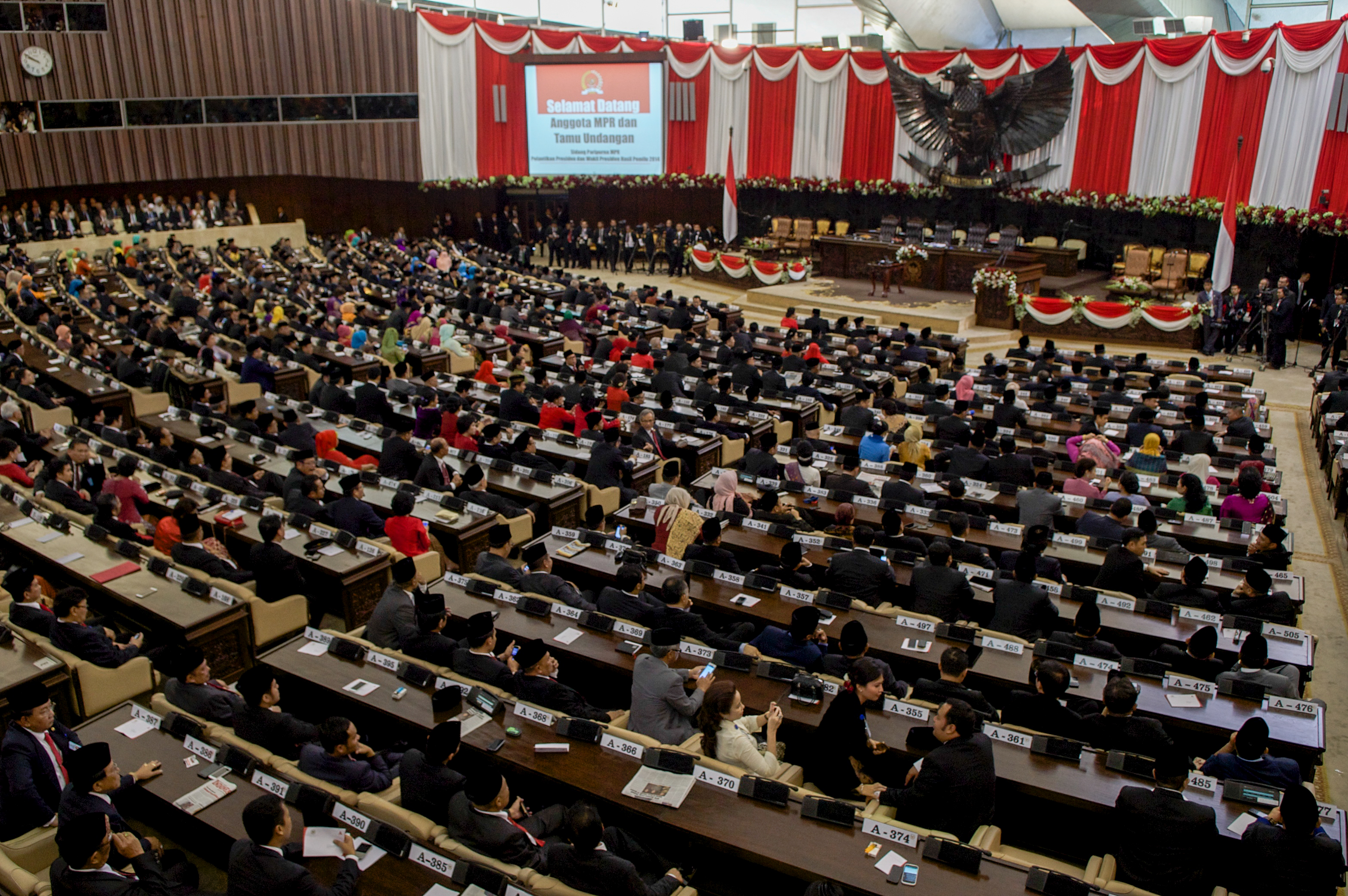 Một buổi lễ nhậm chức tổng thống của MPR tại Khu phức hợp Nghị viện Jakarta, 2014.