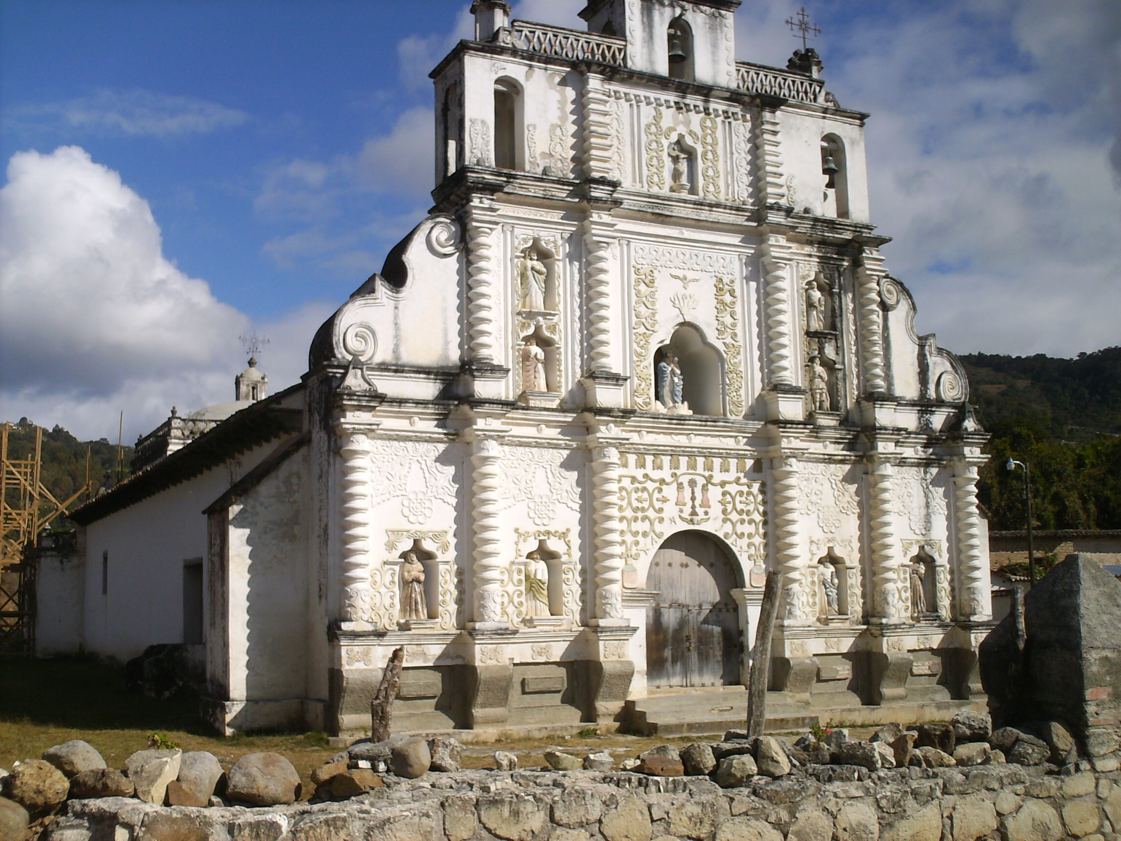 Gereja San Manuel de Colohete