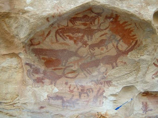 Seni batu Deka di Deka Arbaa, wilayah Debub Eritrea, bertarikh 5,000-10,000 tahun dahulu