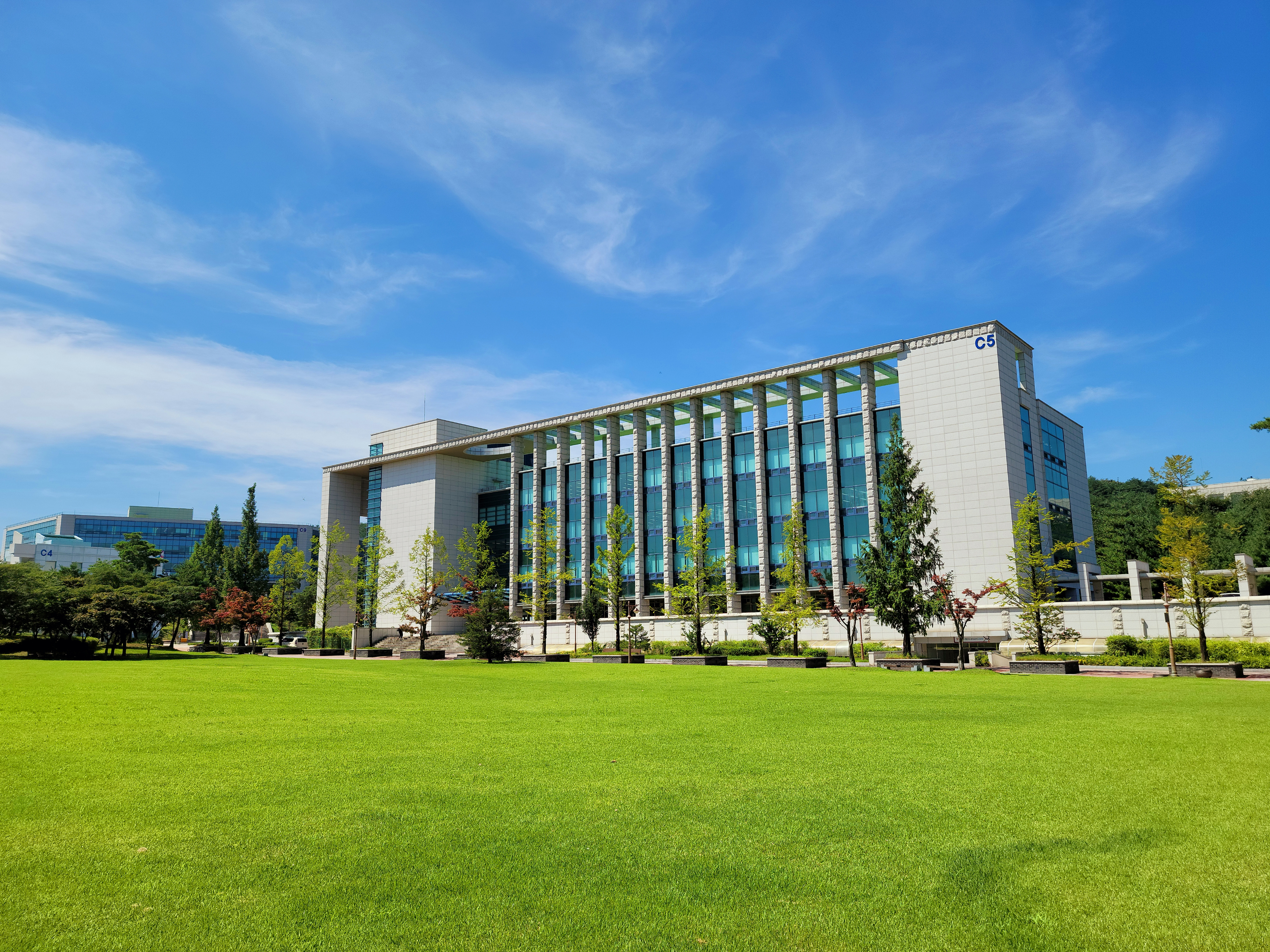 국립강릉원주대학교 중앙도서관(학술정보지원센터)
