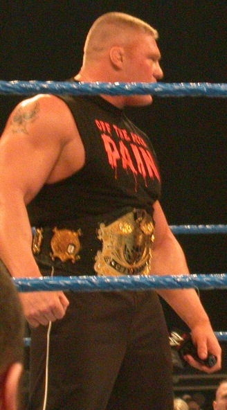 Lesnar semasa pemerintahan ketiga beliau sebagai Juara WWE.