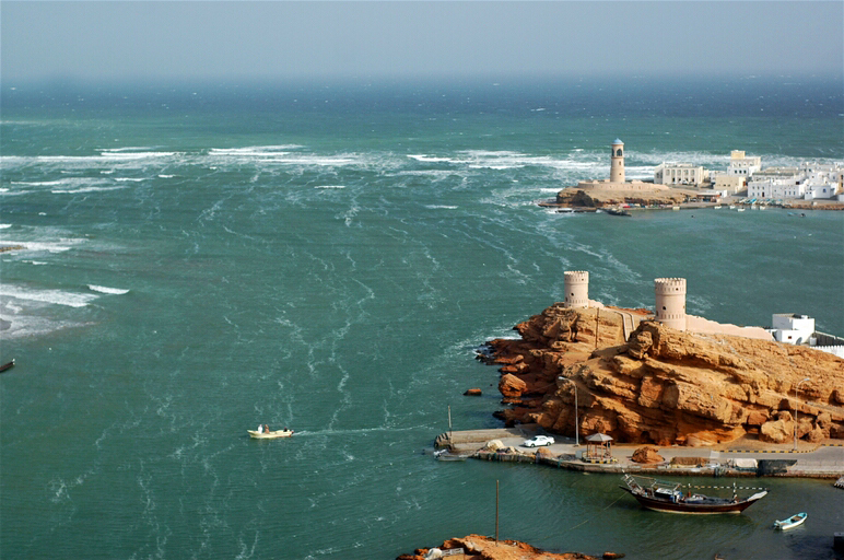 Pesisir Sur, Oman