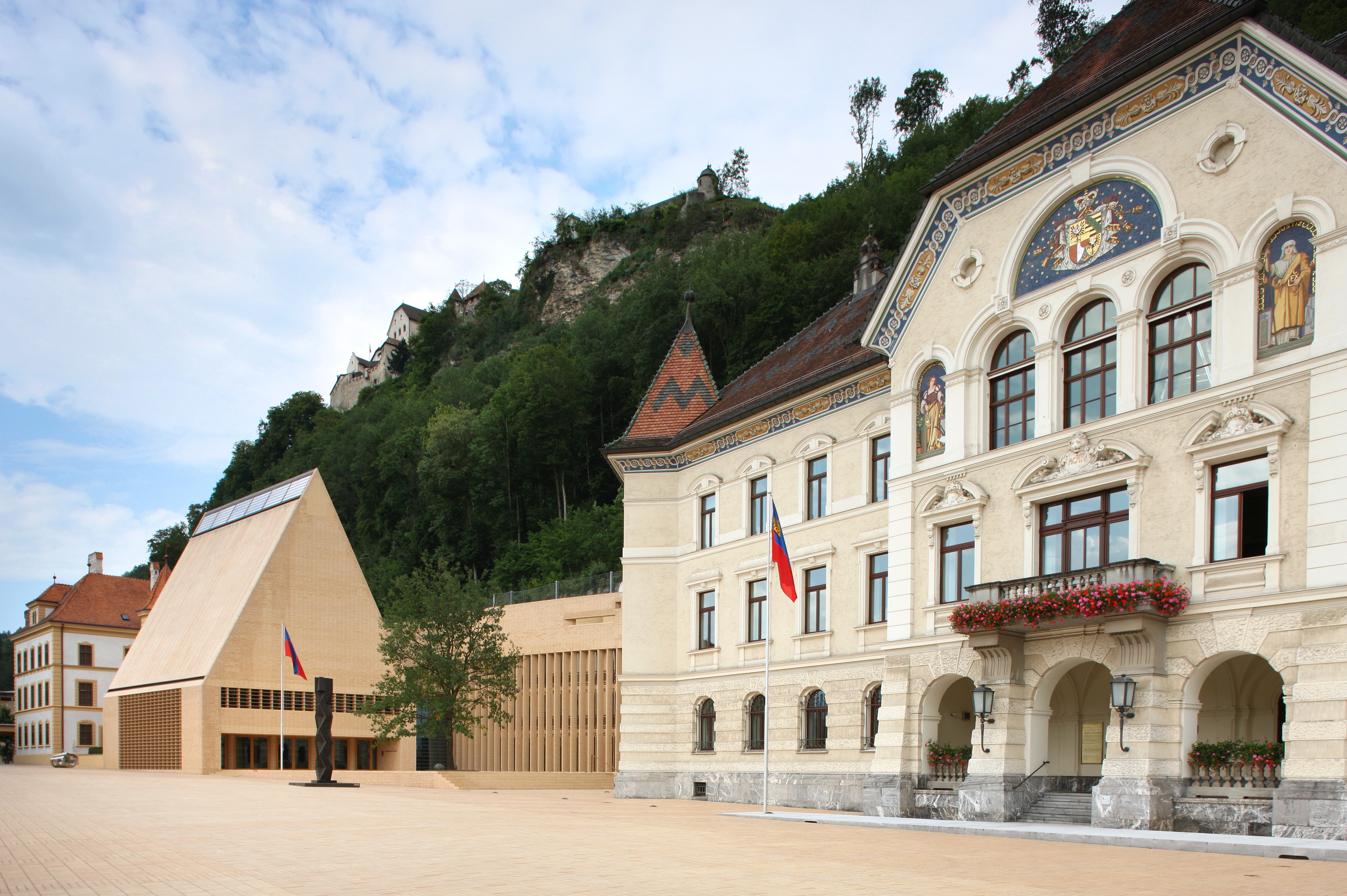 Trung tâm chính quyền ở Vaduz
