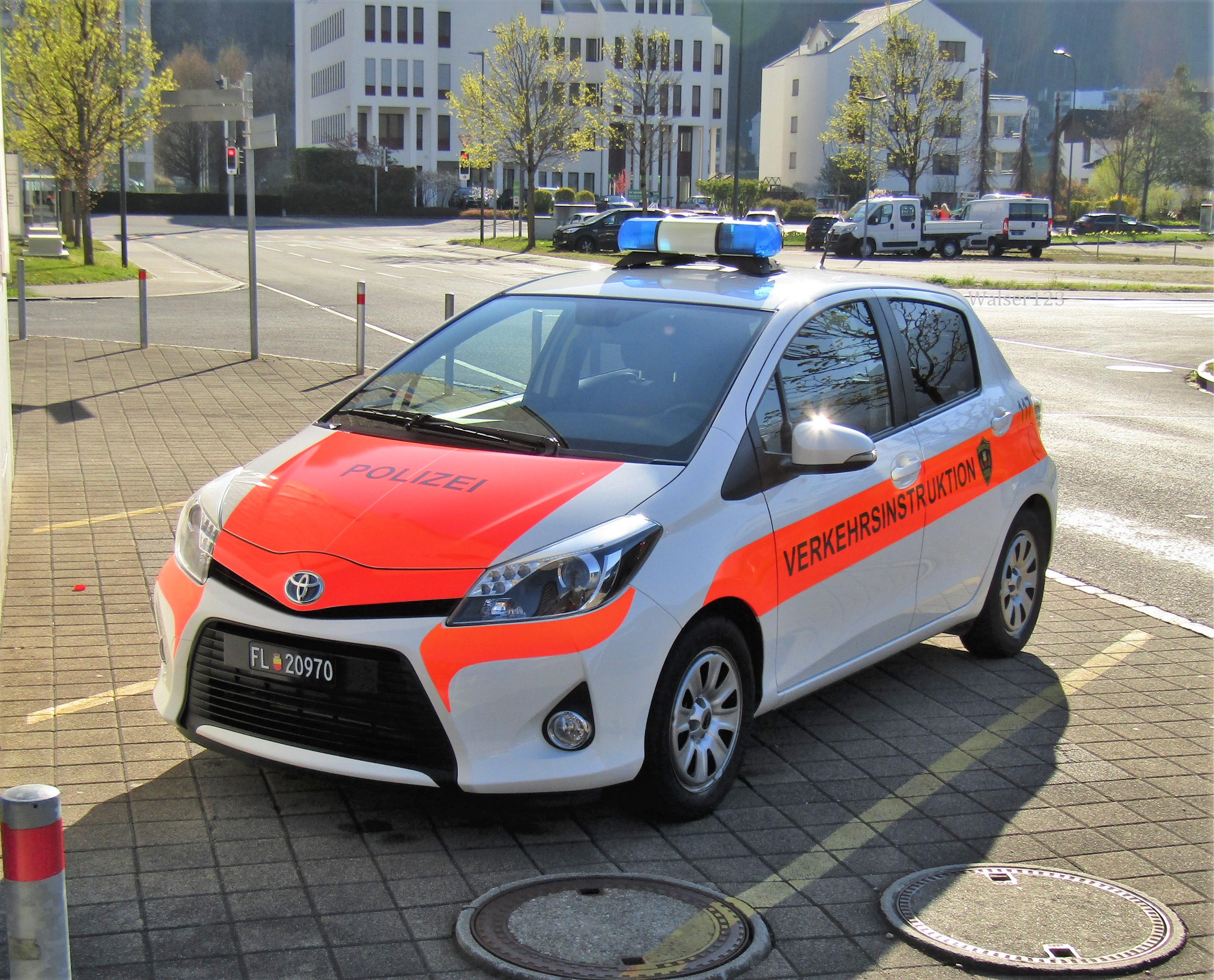 Cảnh sát Liechtenstein hướng dẫn giao thông