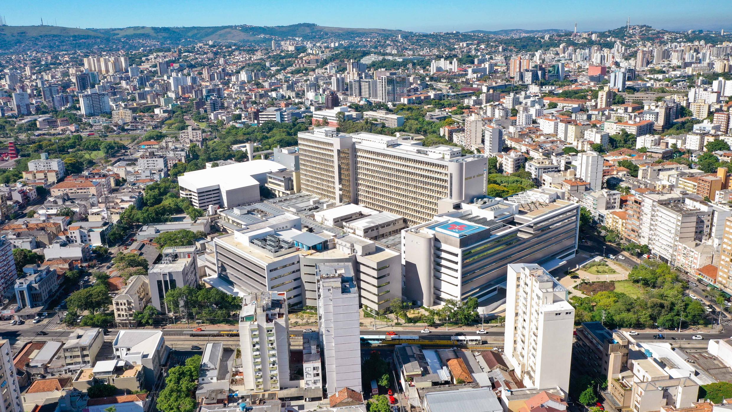 The Clinical Hospital of Porto Alegre is academically linked to the Federal University of Rio Grande do Sul and is part of the SUS, the Brazilian publicly funded health care system.