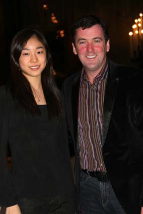 김연아와 코치 브라이언 오서(오른쪽), 2007년